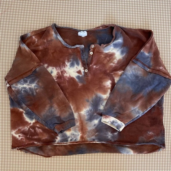 Amaryllis Tie Dye Cropped Pullover sweatshirt - Picture 1 of 16